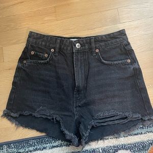 High waisted shorts from Zara, size USA 2